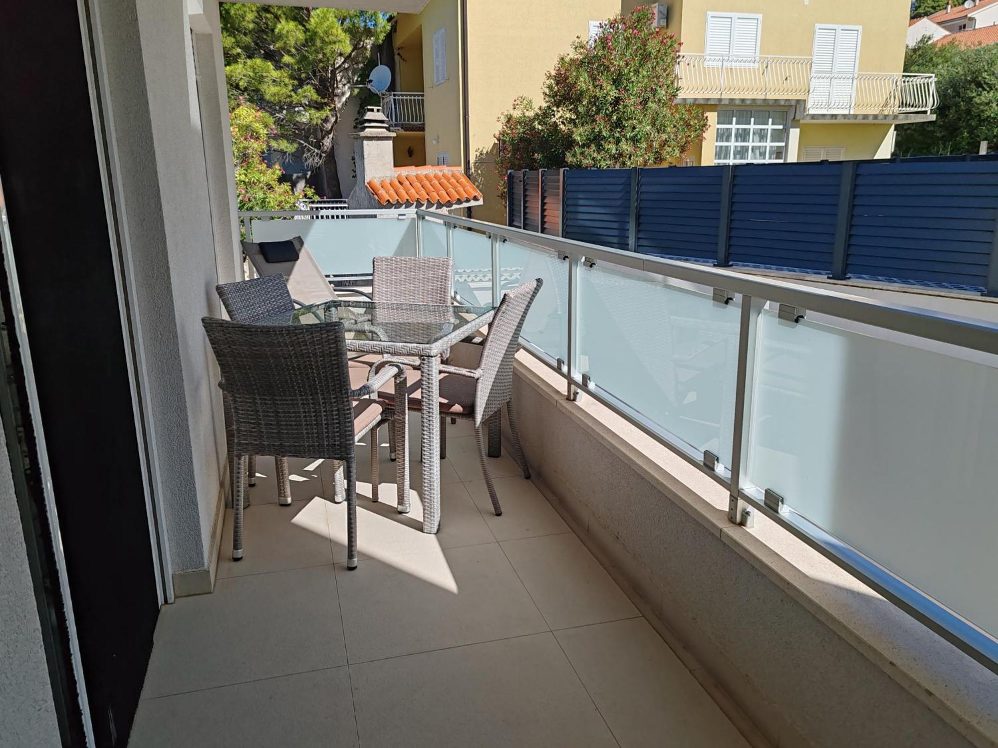 Apartments Danica Промайна Екстер'єр фото