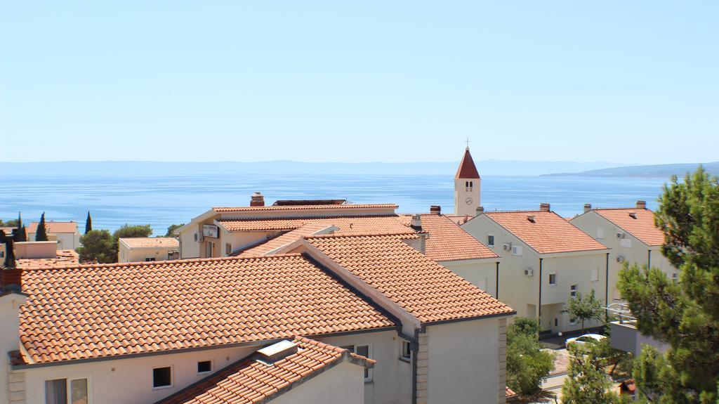 Apartments Danica Промайна Екстер'єр фото